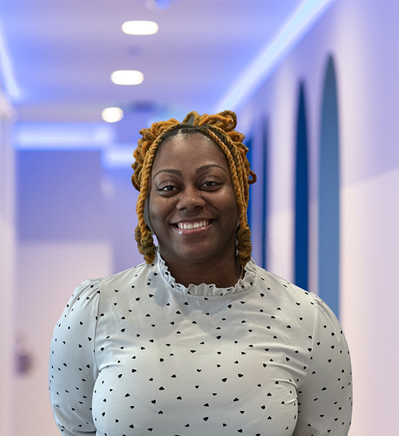 Dental office manager Mira